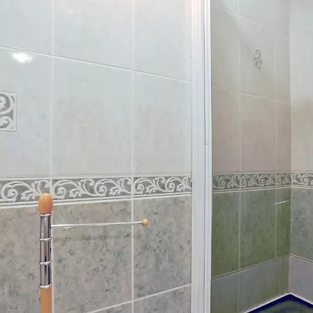 4 Bedroom Awesome In Semesterbostad *