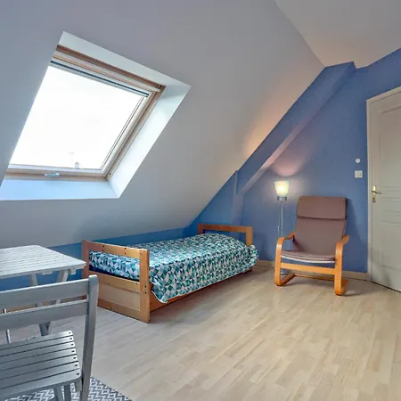 Beautiful Home In Courtils With Wifi * Courtils