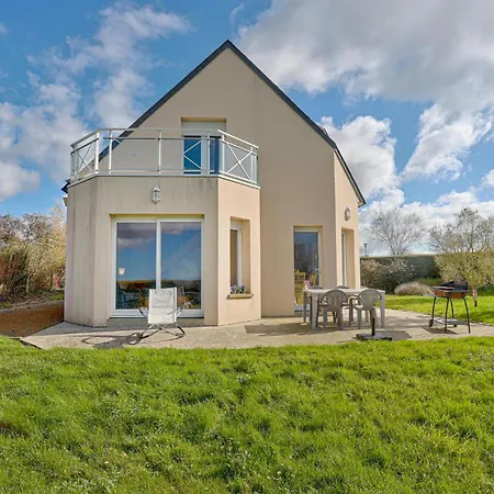 4 Bedroom Gorgeous In Courtils