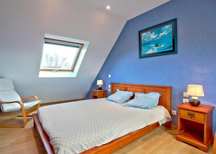 4 Bedroom Awesome In Courtils