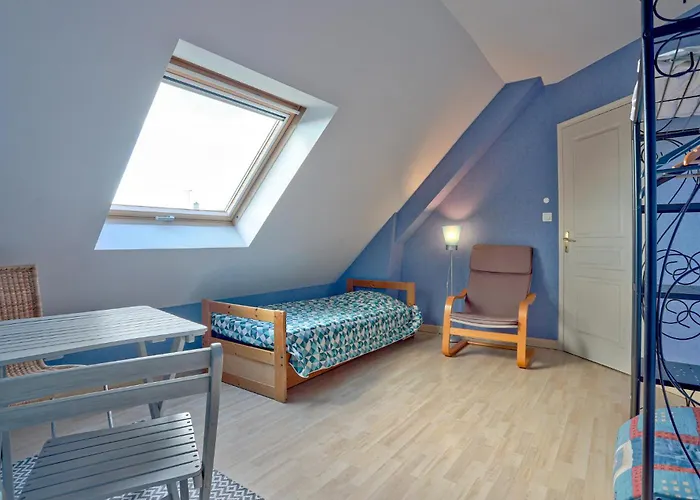 4 Bedroom Awesome In * Courtils